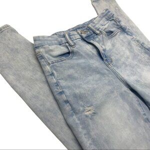 • American Eagle Acid Wash Distressed Curvy High-Rise Jeggings K5